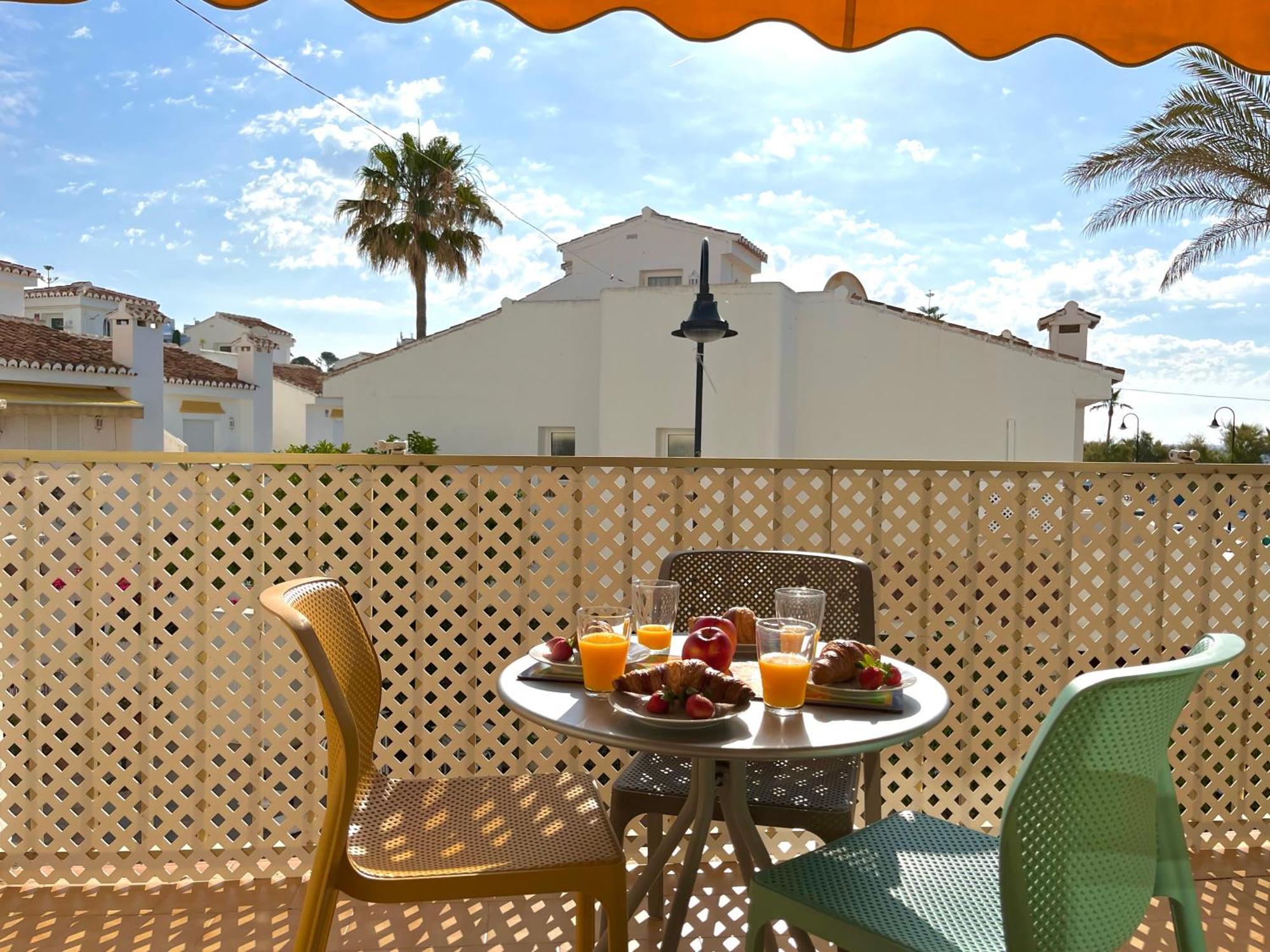 Calabella 1 Pirate View, Frontline Beach La Cala De Mijas, Wi-Fi Bagian luar foto
